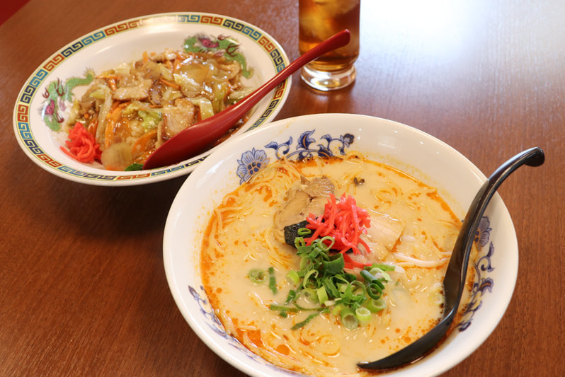 旨辛四川ラーメン